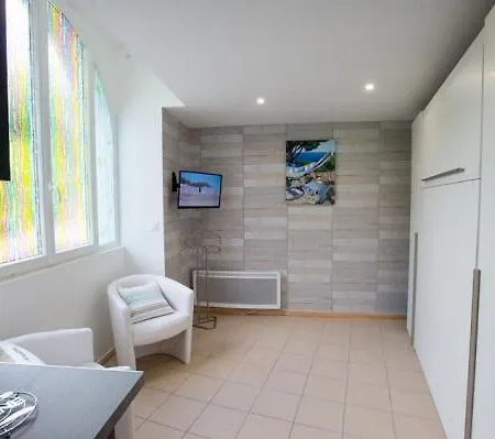 Apartment , Excelsior